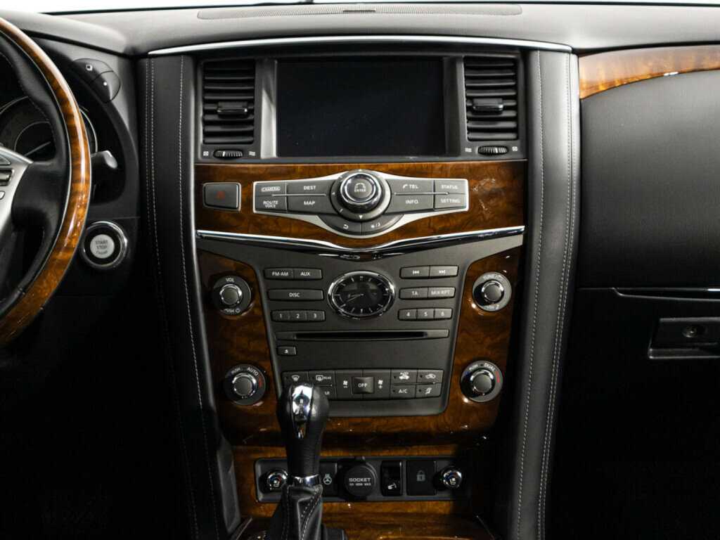 Infiniti QX80 с пробегом — 2017 год. Фото: #11