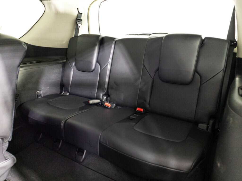 Infiniti QX80 с пробегом — 2017 год. Фото: #15