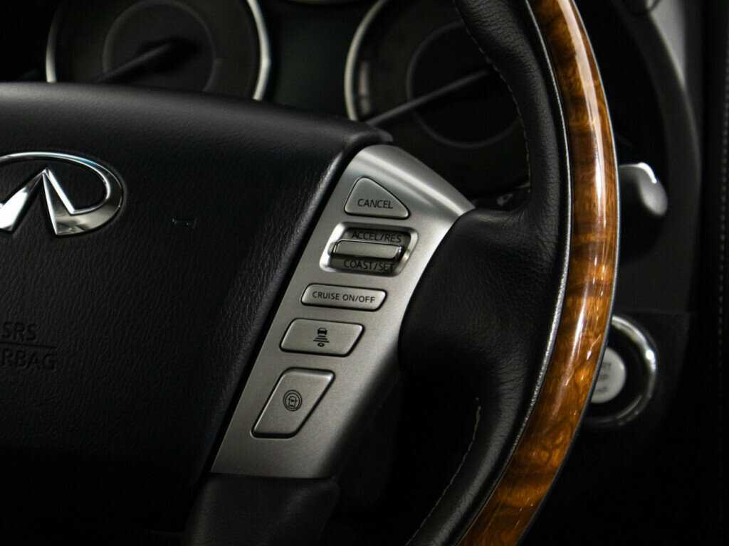 Infiniti QX80 с пробегом — 2017 год. Фото: #28