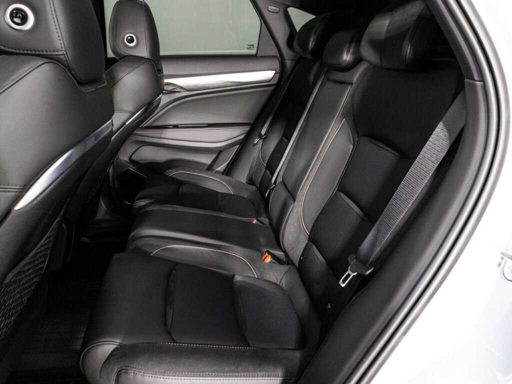 Geely Tugella с пробегом — 2023 год. Фото: #9