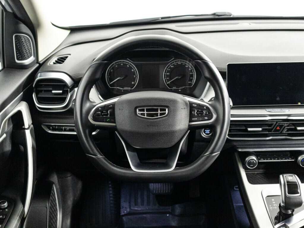 Geely Coolray с пробегом — 2021 год. Фото: #18