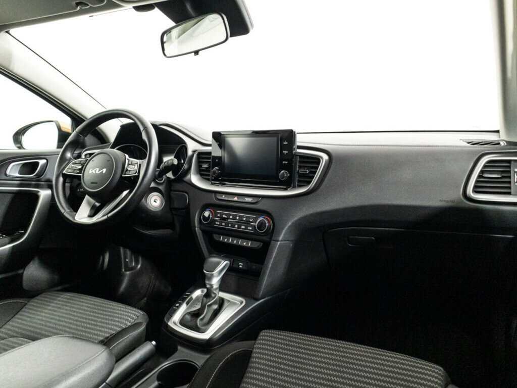 Kia XCeed с пробегом — 2021 год. Фото: #9