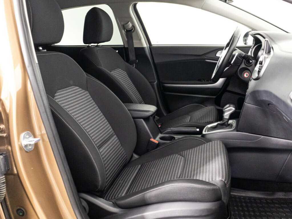 Kia XCeed с пробегом — 2021 год. Фото: #16