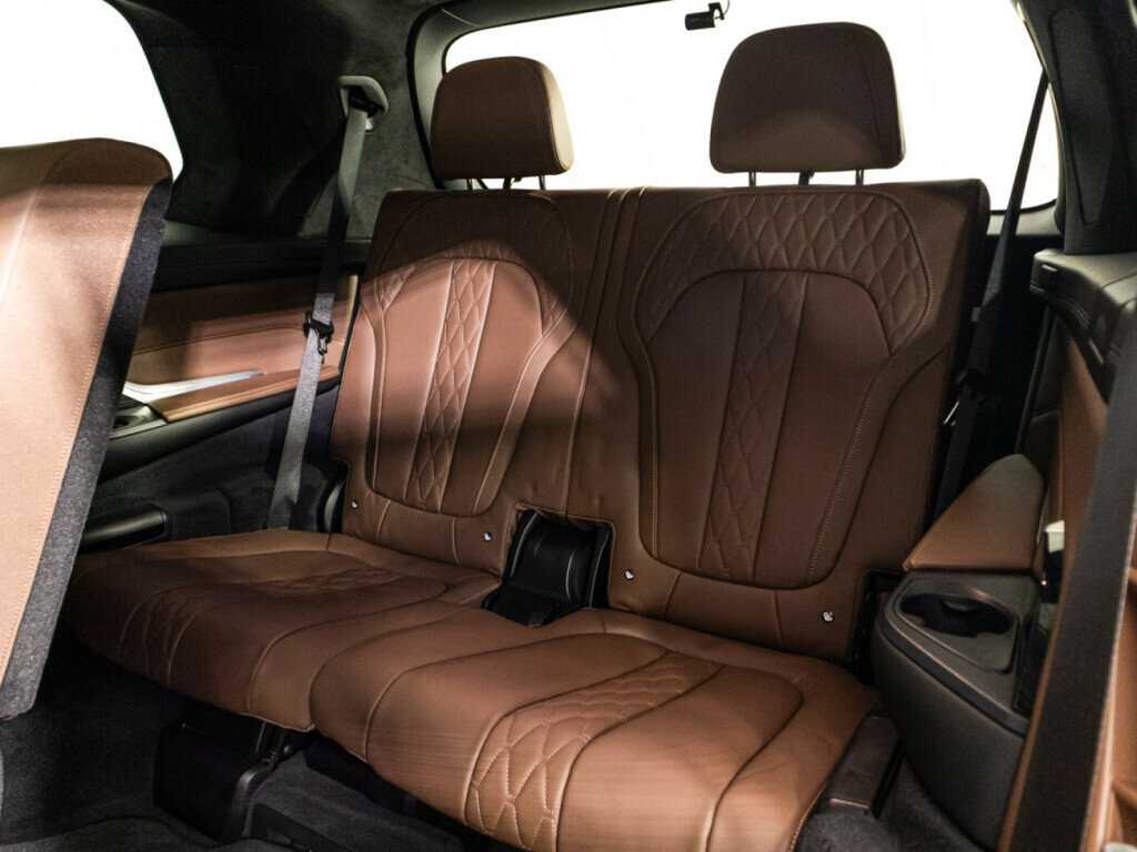 BMW X7 с пробегом — 2020 год. Фото: #18