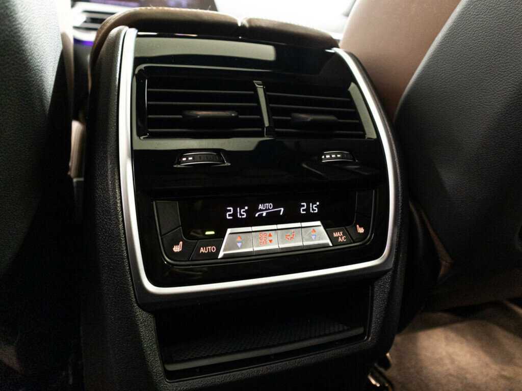 BMW X7 с пробегом — 2020 год. Фото: #20