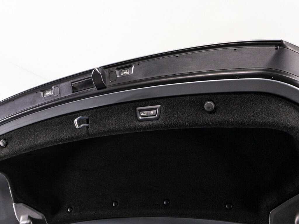 BMW 8 серии с пробегом — 2019 год. Фото: #13