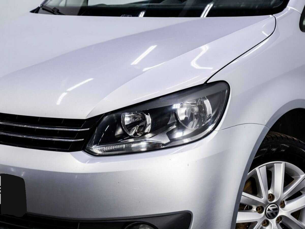 Volkswagen Caddy с пробегом — 2013 год. Фото: #6