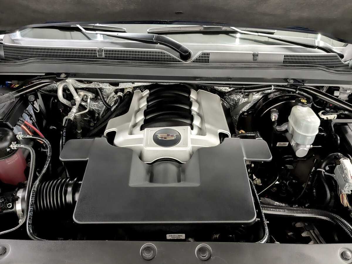 Cadillac Escalade с пробегом — 2018 год. Фото: #8