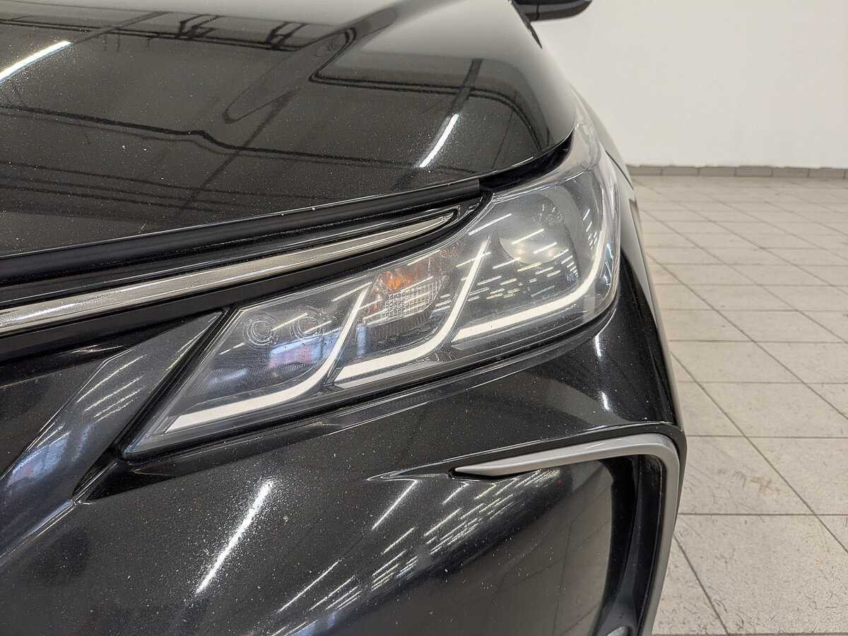 Toyota Corolla с пробегом — 2019 год. Фото: #10