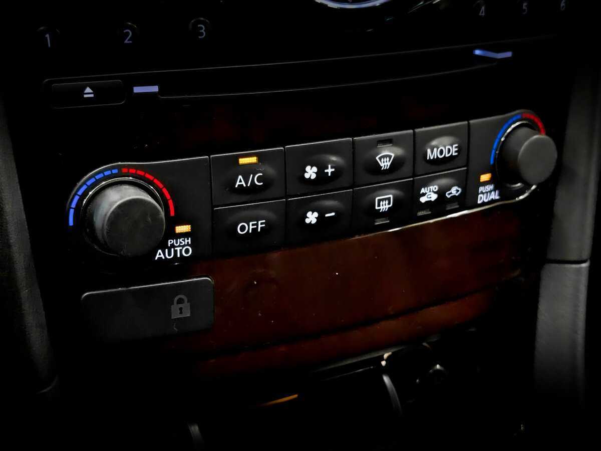 Infiniti QX50 с пробегом — 2016 год. Фото: #25