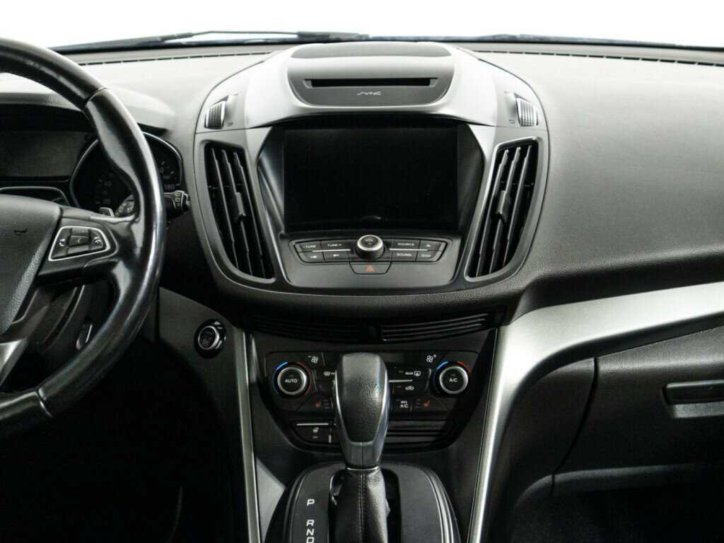 Ford Kuga с пробегом — 2017 год. Фото: #13