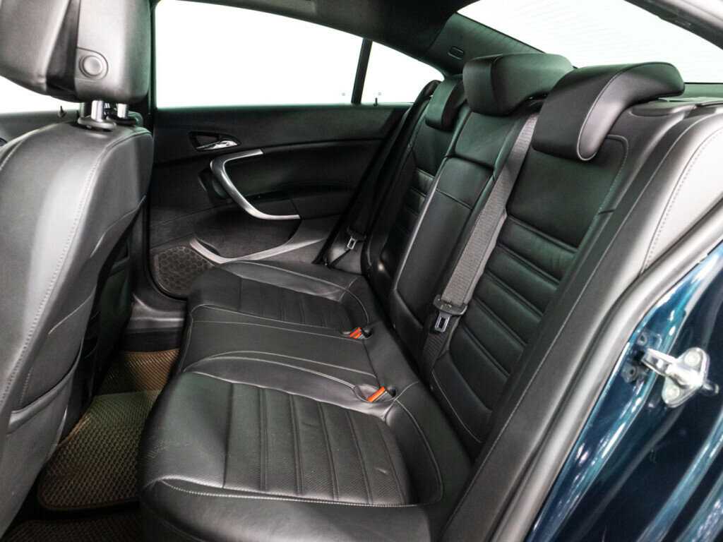 Opel Insignia с пробегом — 2014 год. Фото: #9