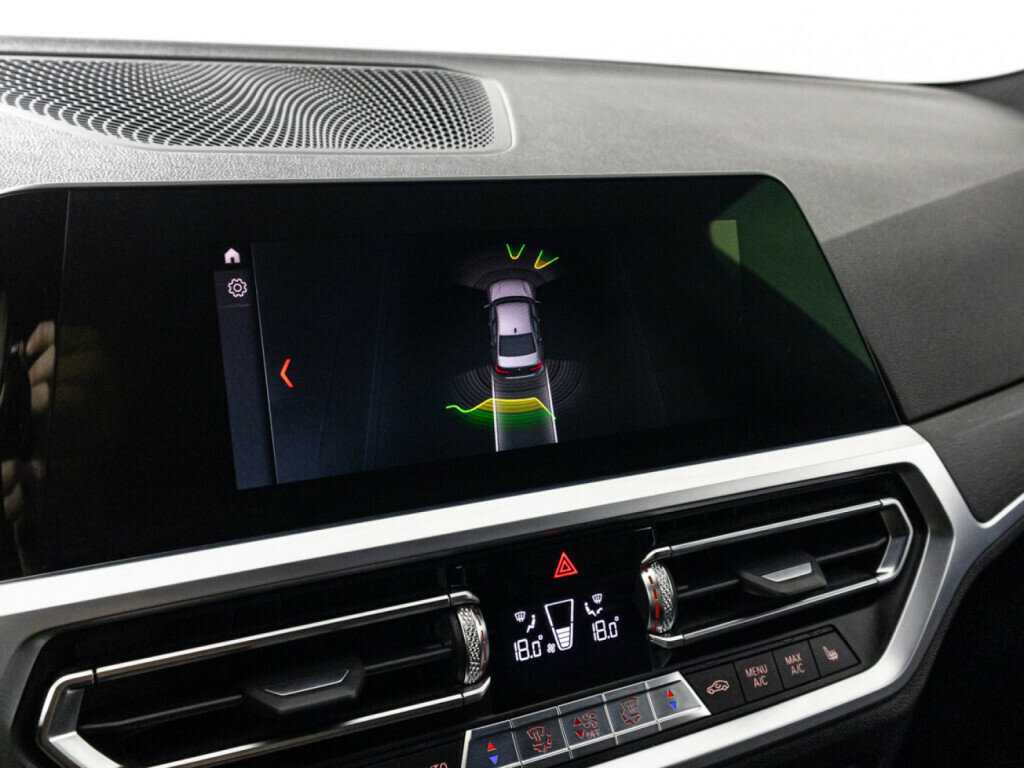 BMW 3 серии с пробегом — 2019 год. Фото: #15