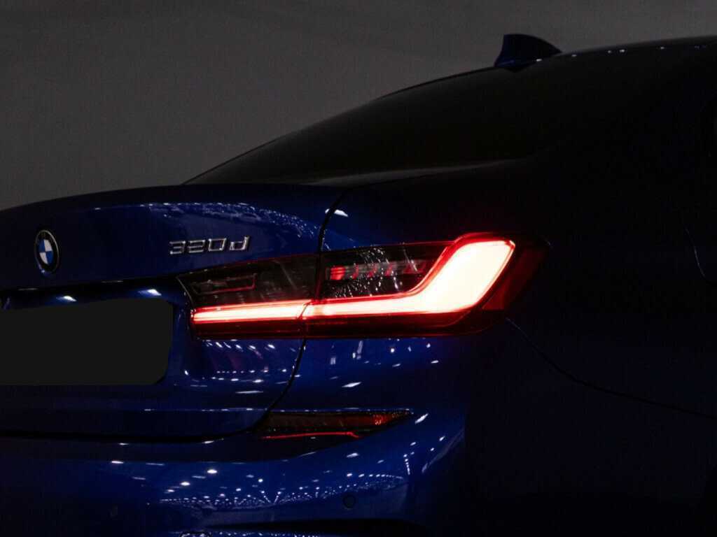 BMW 3 серии с пробегом — 2019 год. Фото: #23