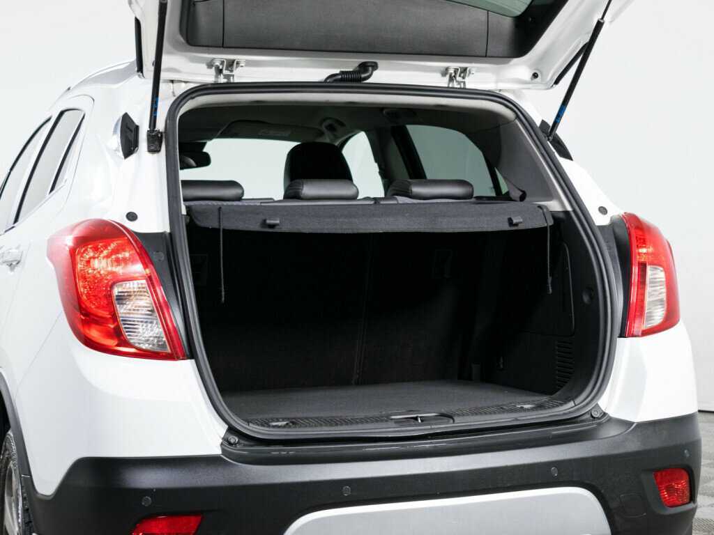 Opel Mokka с пробегом — 2014 год. Фото: #6