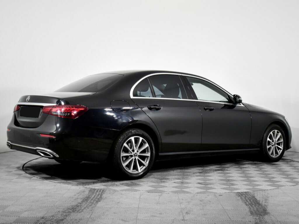 Mercedes-Benz E-Класс с пробегом — 2021 год. Фото: #2