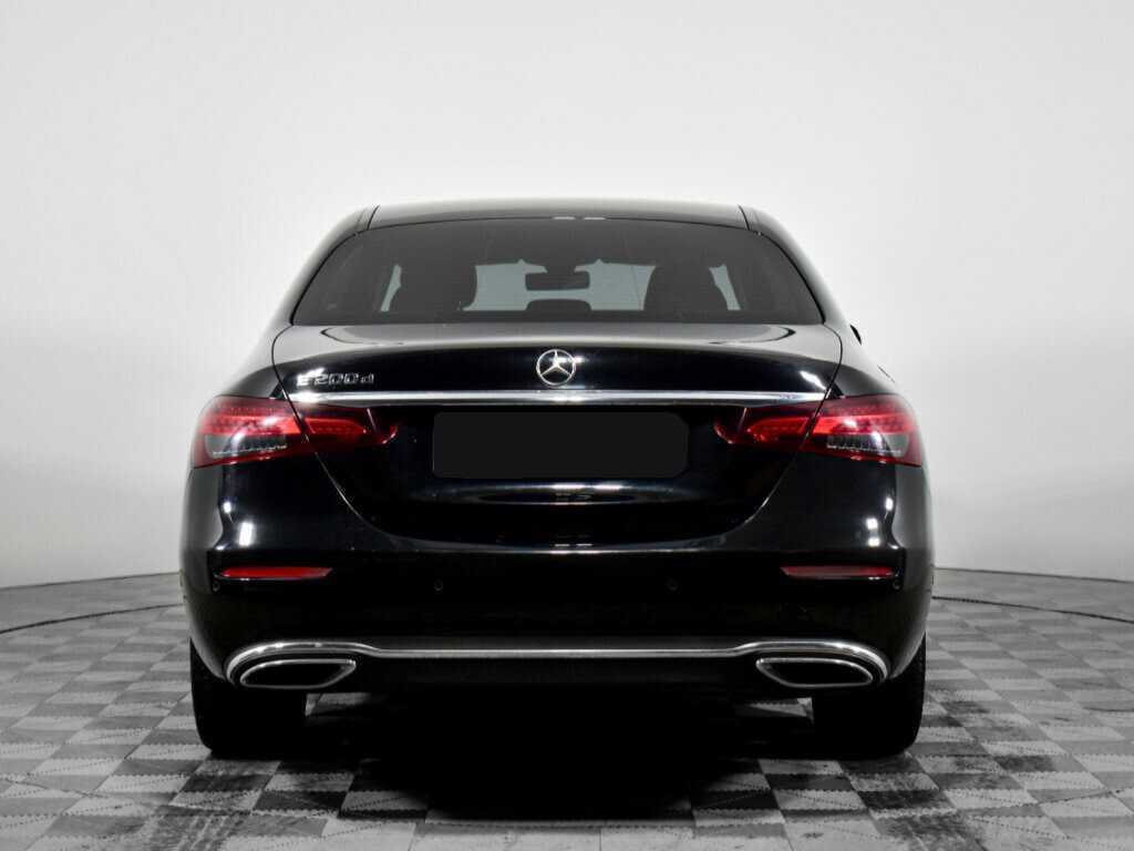 Mercedes-Benz E-Класс с пробегом — 2021 год. Фото: #3