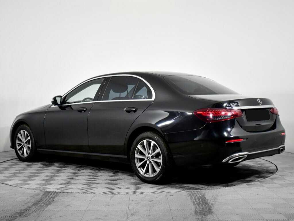 Mercedes-Benz E-Класс с пробегом — 2021 год. Фото: #4