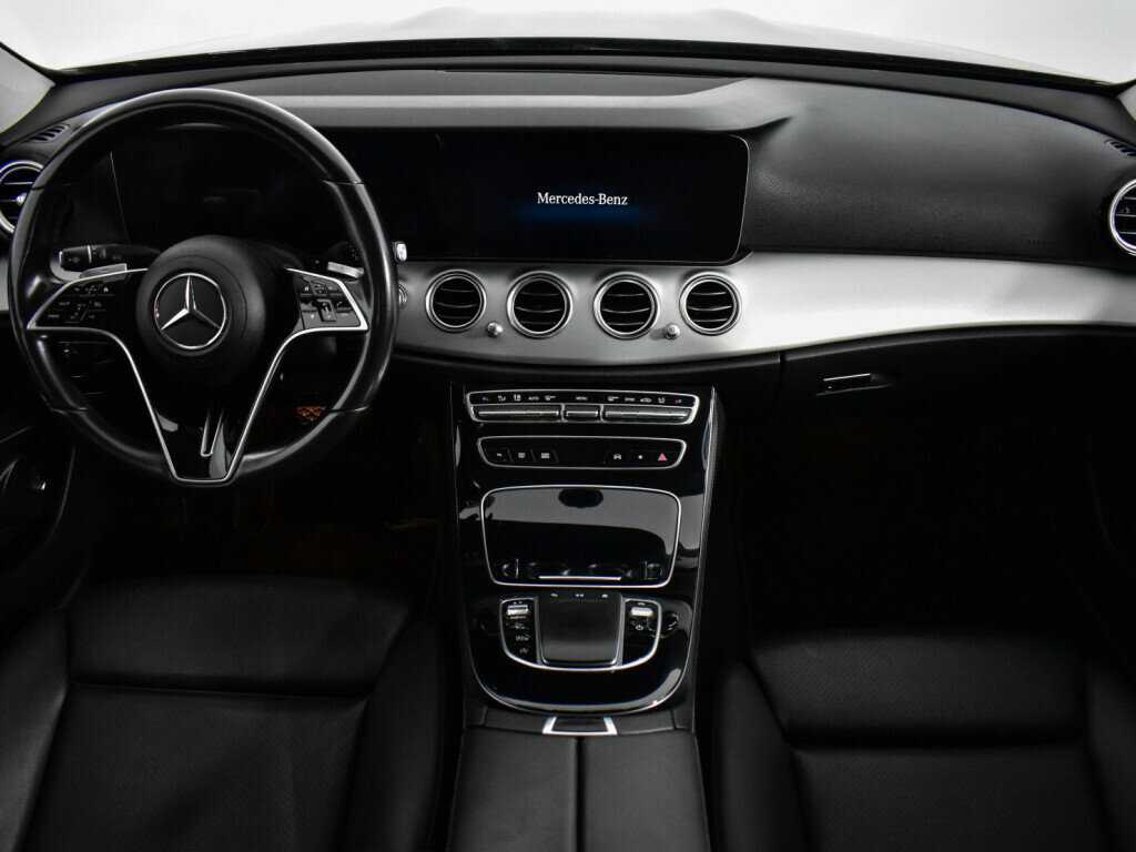 Mercedes-Benz E-Класс с пробегом — 2021 год. Фото: #10