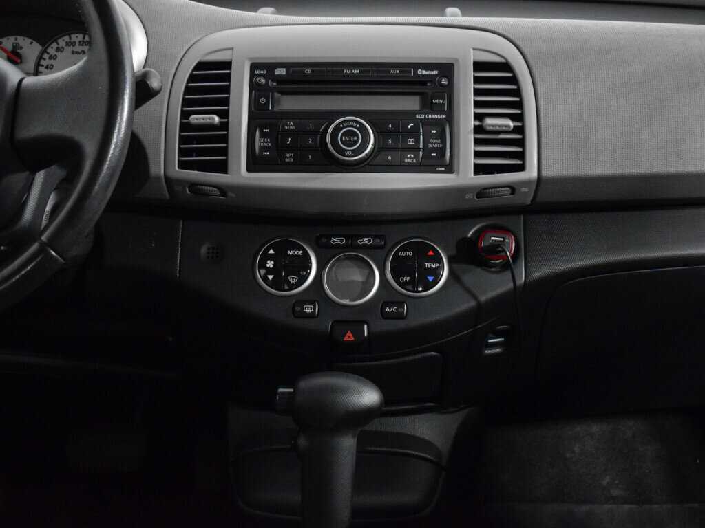 Nissan Micra с пробегом — 2008 год. Фото: #13