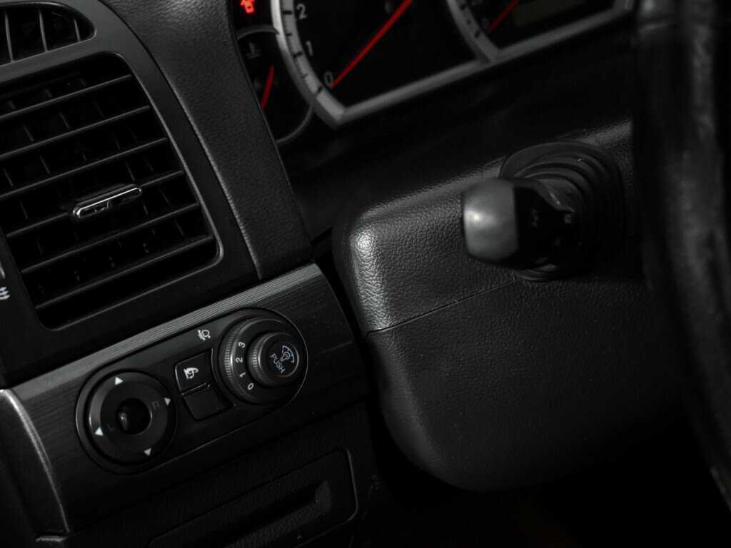 Chevrolet Captiva с пробегом — 2008 год. Фото: #7