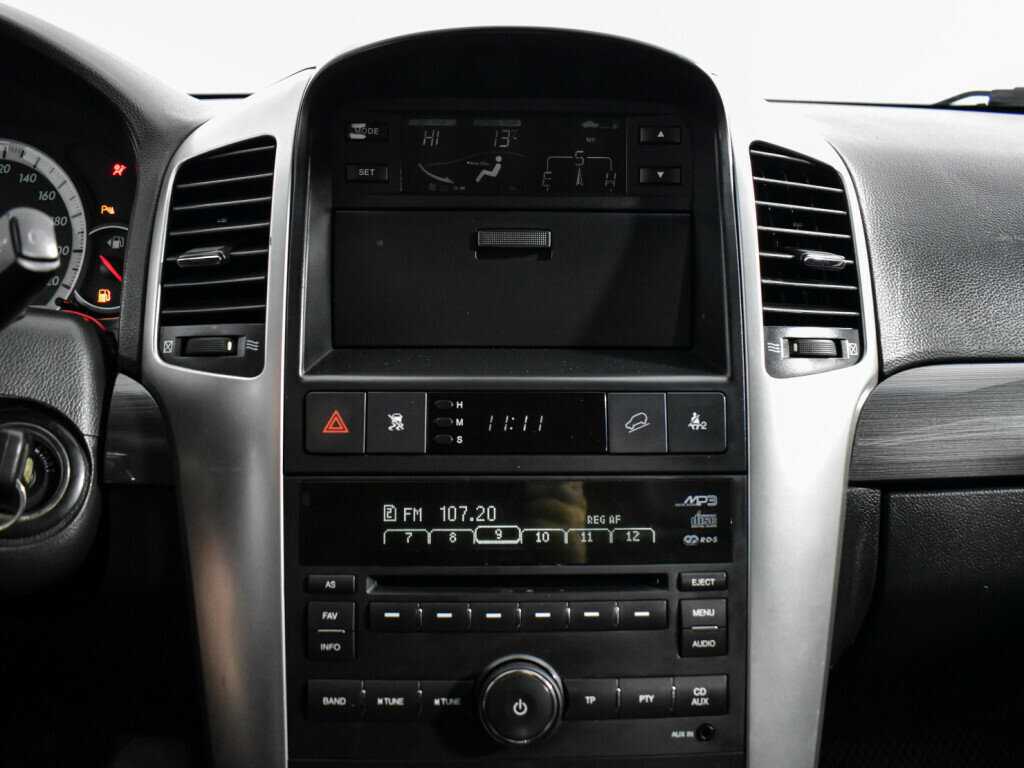 Chevrolet Captiva с пробегом — 2008 год. Фото: #14