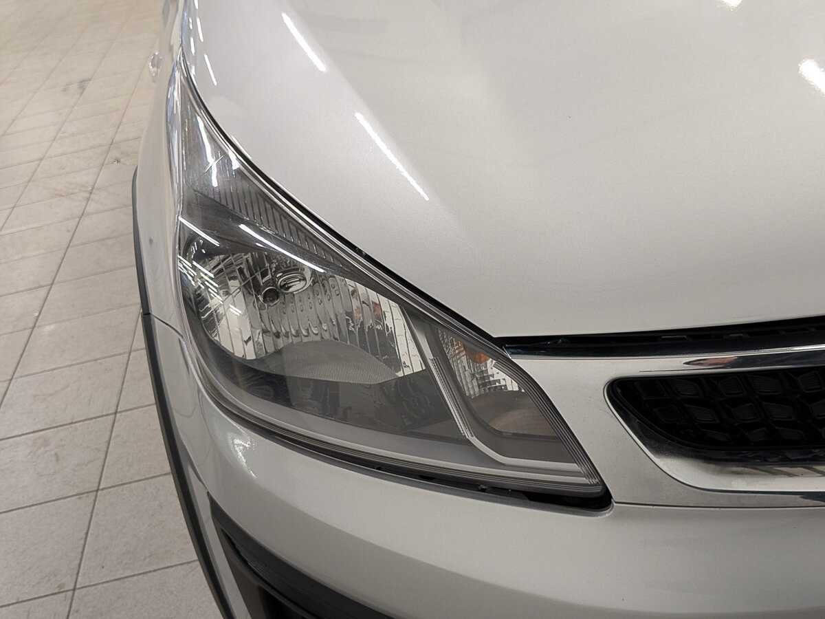 Kia Rio с пробегом — 2020 год. Фото: #9