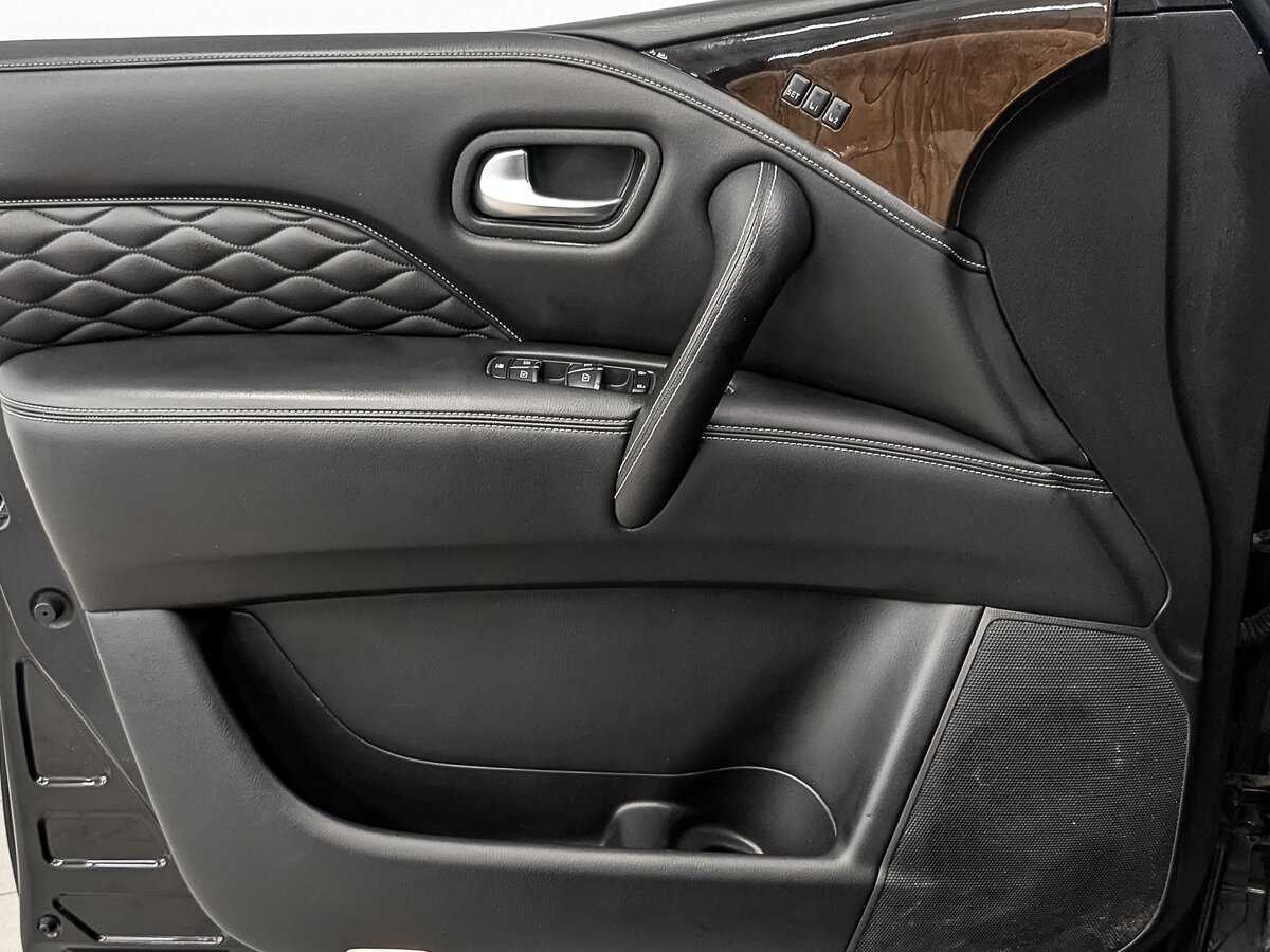 Infiniti QX80 с пробегом — 2018 год. Фото: #17