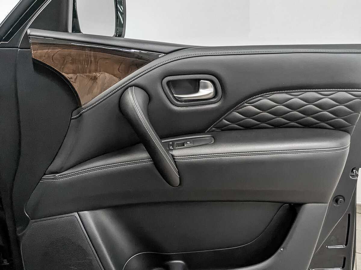 Infiniti QX80 с пробегом — 2018 год. Фото: #22