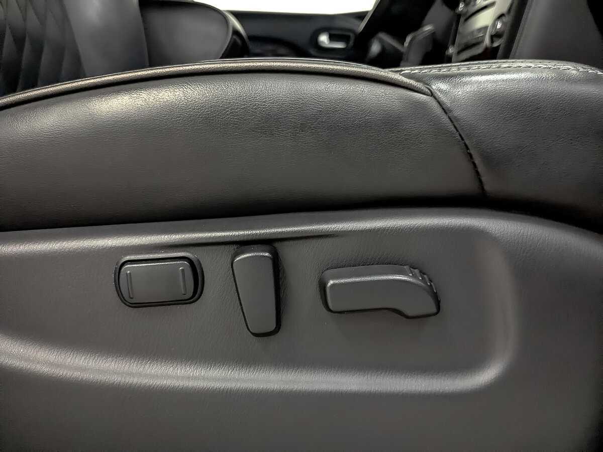 Infiniti QX80 с пробегом — 2018 год. Фото: #23