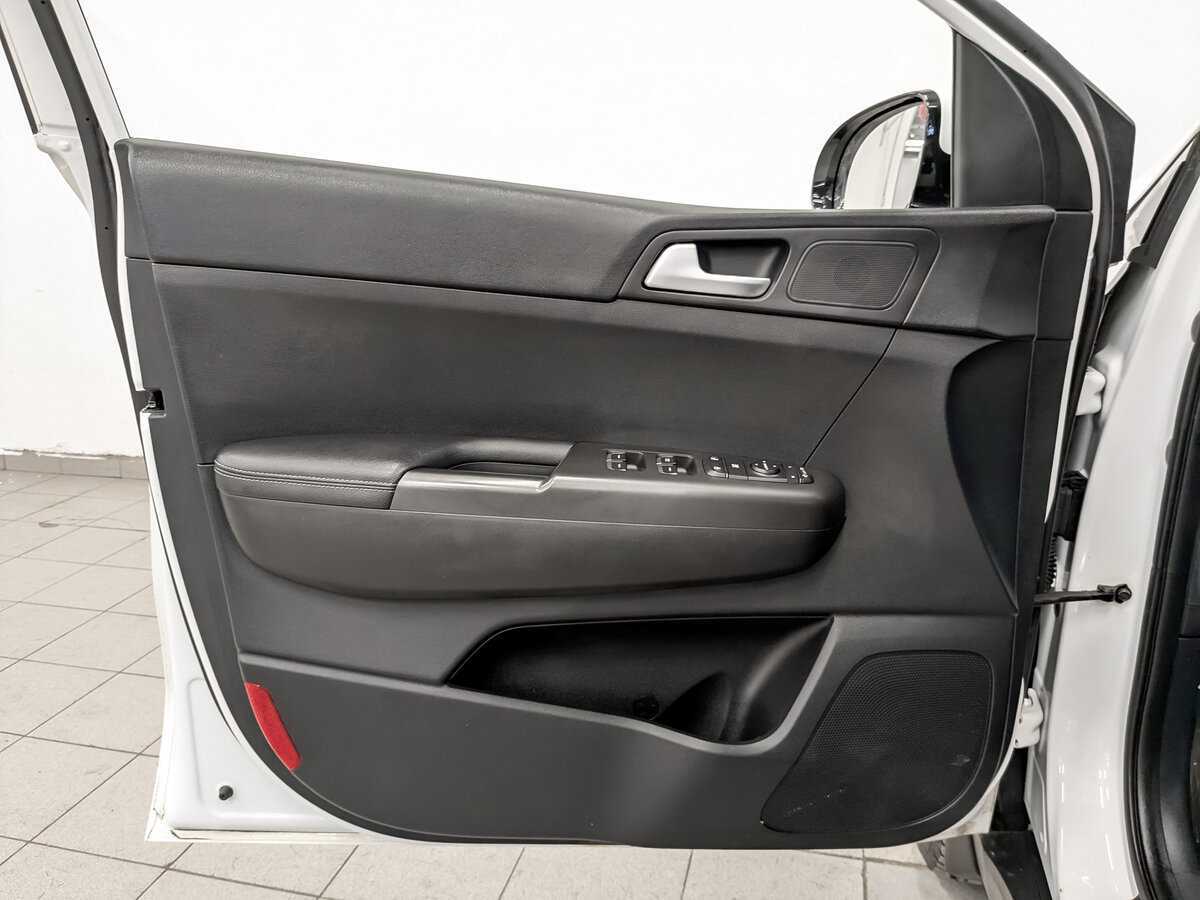 Kia Sportage с пробегом — 2016 год. Фото: #18