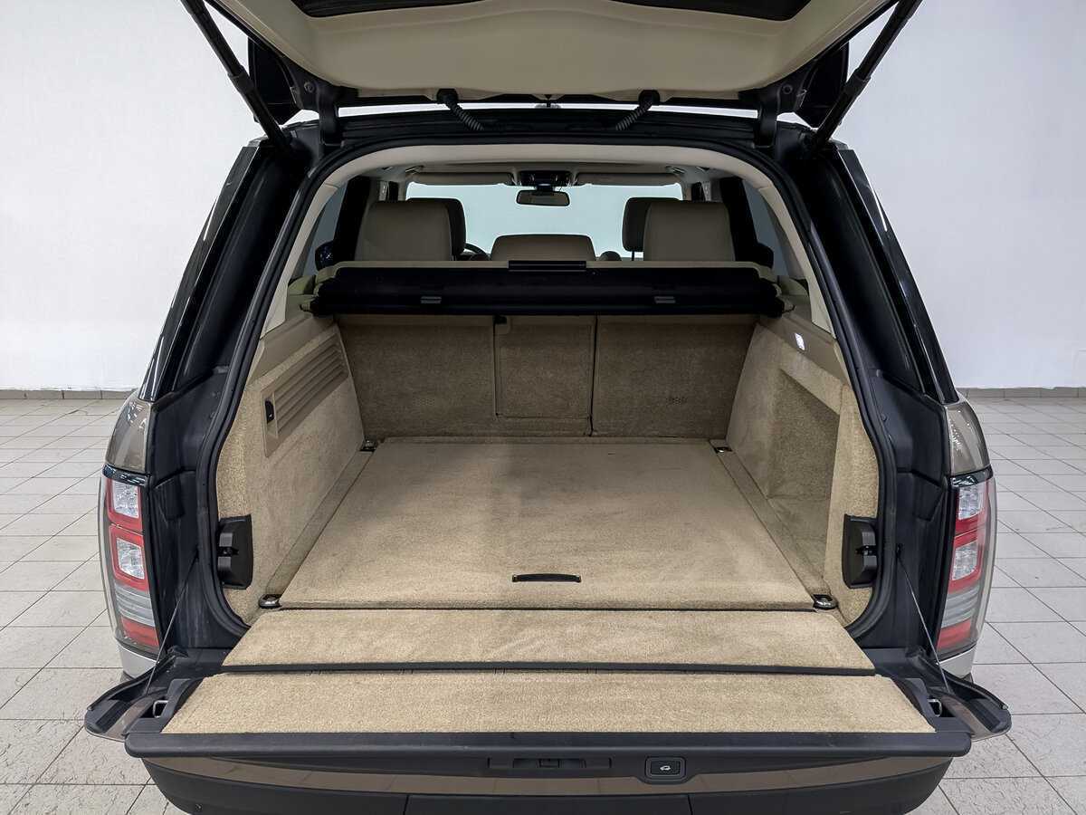 Land Rover Range Rover с пробегом — 2014 год. Фото: #9