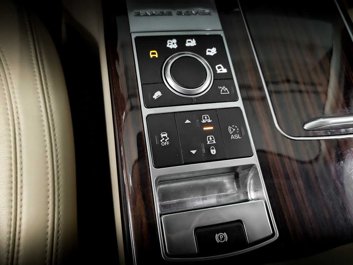 Land Rover Range Rover с пробегом — 2014 год. Фото: #24