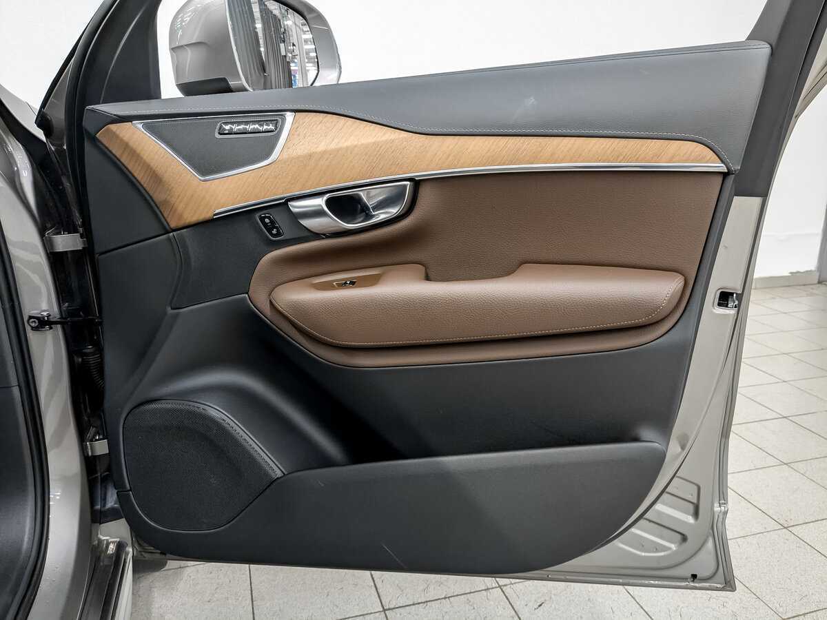 Volvo XC90 с пробегом — 2020 год. Фото: #23