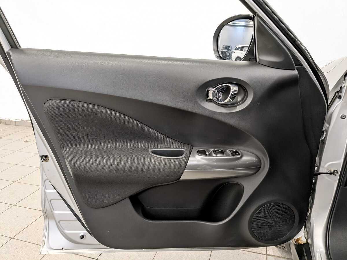 Nissan Juke с пробегом — 2011 год. Фото: #18