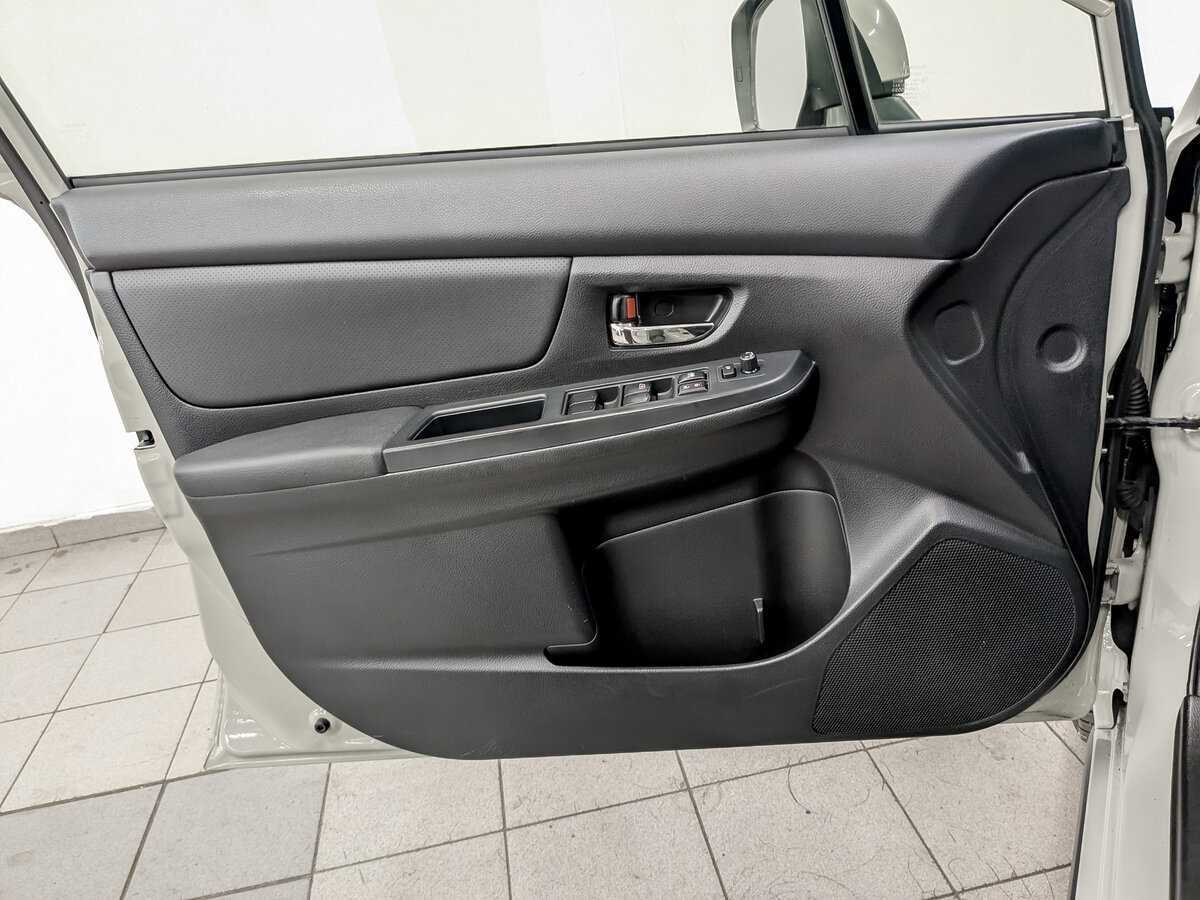 Subaru XV с пробегом — 2013 год. Фото: #18