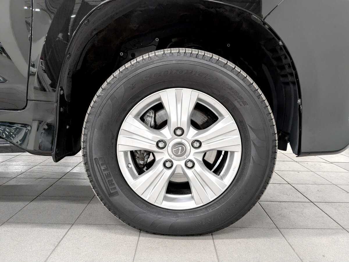 Lexus LX с пробегом — 2017 год. Фото: #17