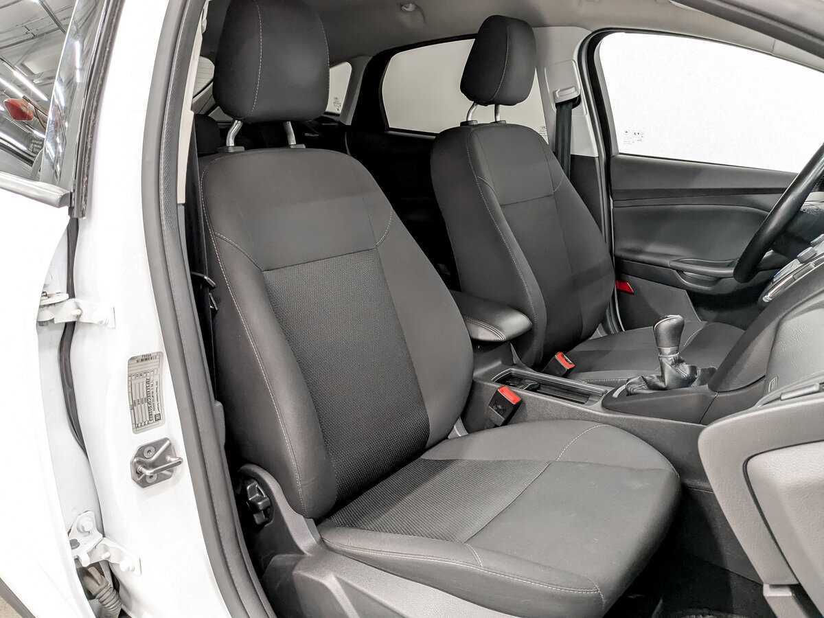 Ford Focus с пробегом — 2015 год. Фото: #19
