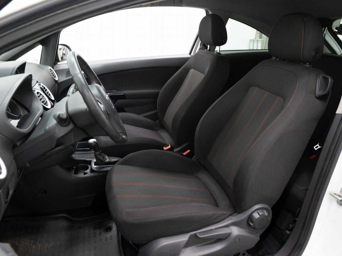 Opel Corsa с пробегом — 2010 год. Фото: #8