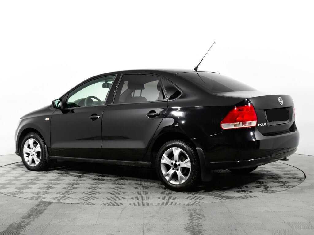 Volkswagen Polo с пробегом — 2012 год. Фото: #6