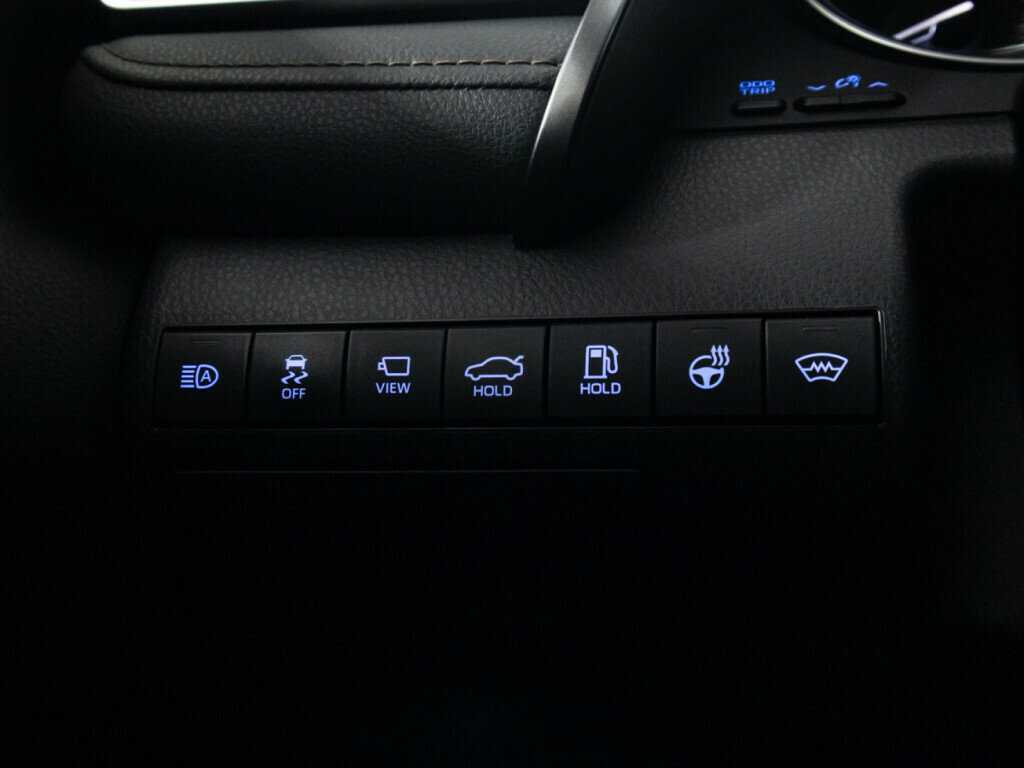 Toyota Camry с пробегом — 2020 год. Фото: #19