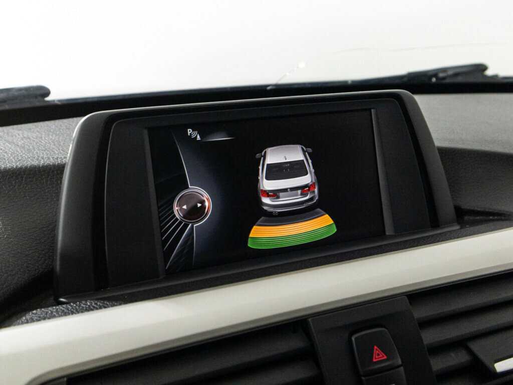 BMW 3 серии с пробегом — 2016 год. Фото: #16