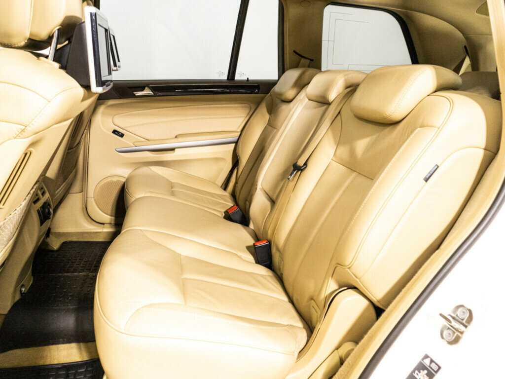 Mercedes-Benz GL-Класс с пробегом — 2010 год. Фото: #10