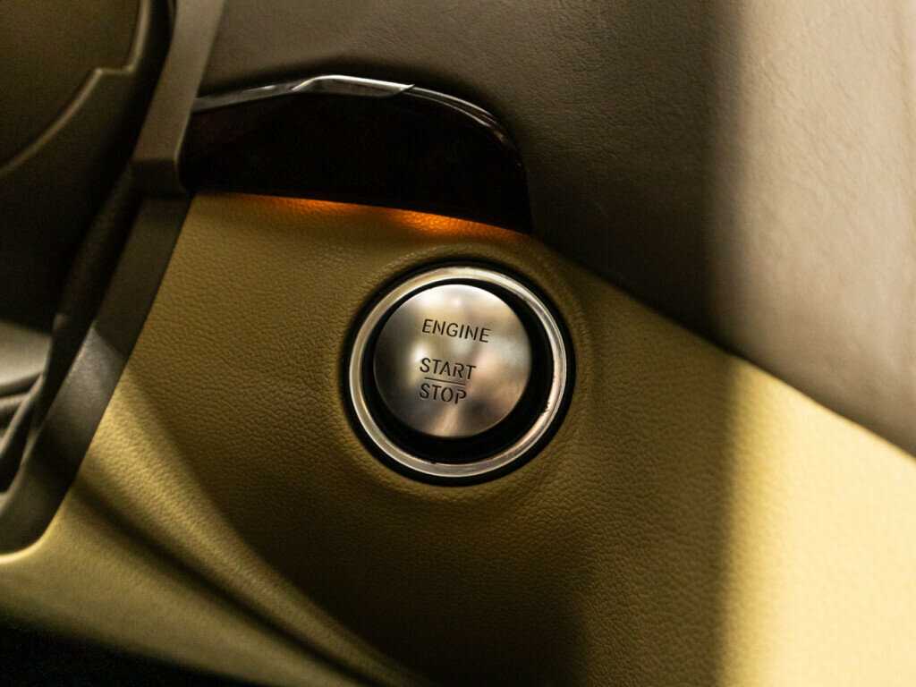 Mercedes-Benz GL-Класс с пробегом — 2010 год. Фото: #23