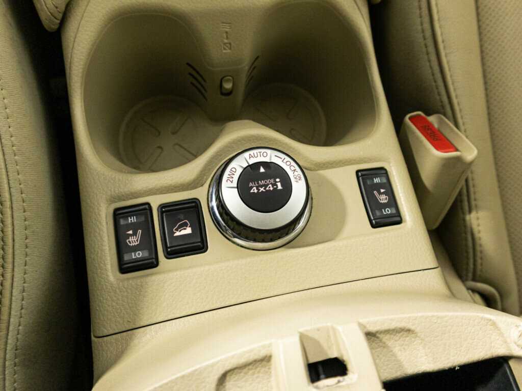 Nissan X-Trail с пробегом — 2016 год. Фото: #17