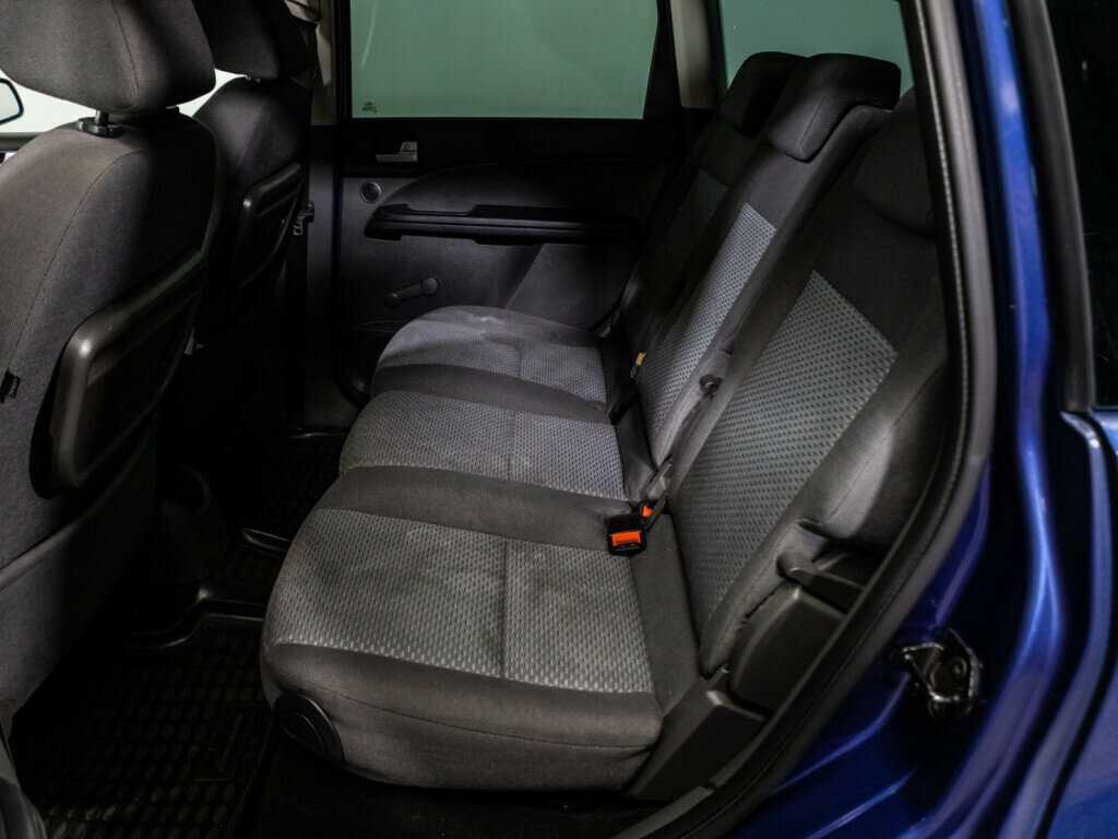 Ford C-MAX с пробегом — 2007 год. Фото: #9