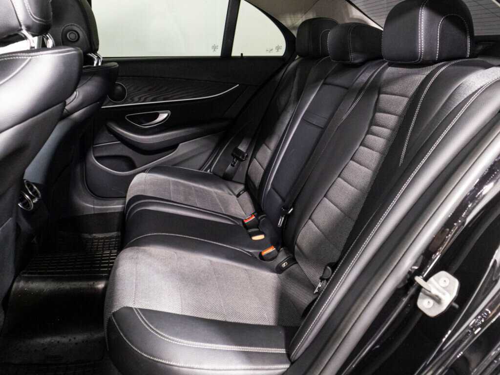 Mercedes-Benz E-Класс с пробегом — 2017 год. Фото: #9