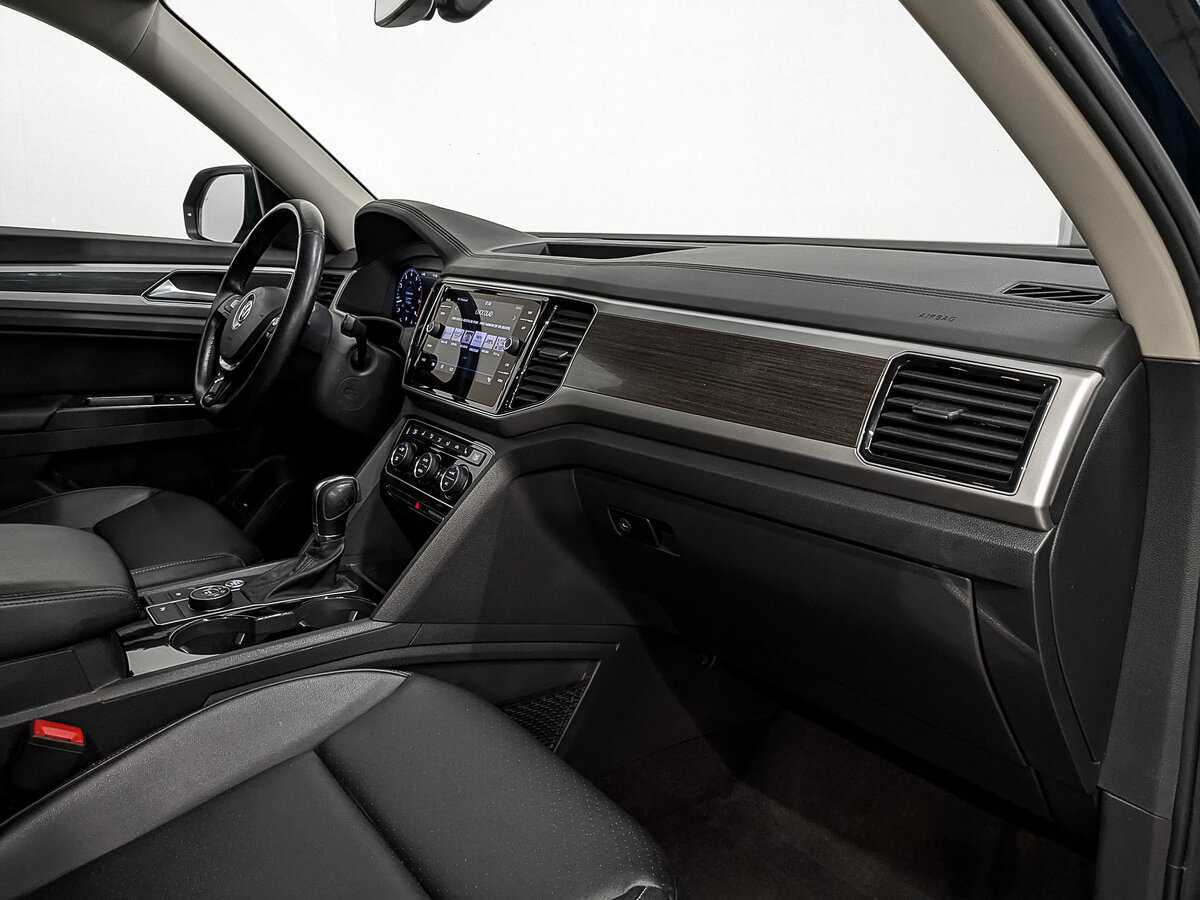 Volkswagen Teramont с пробегом — 2018 год. Фото: #12
