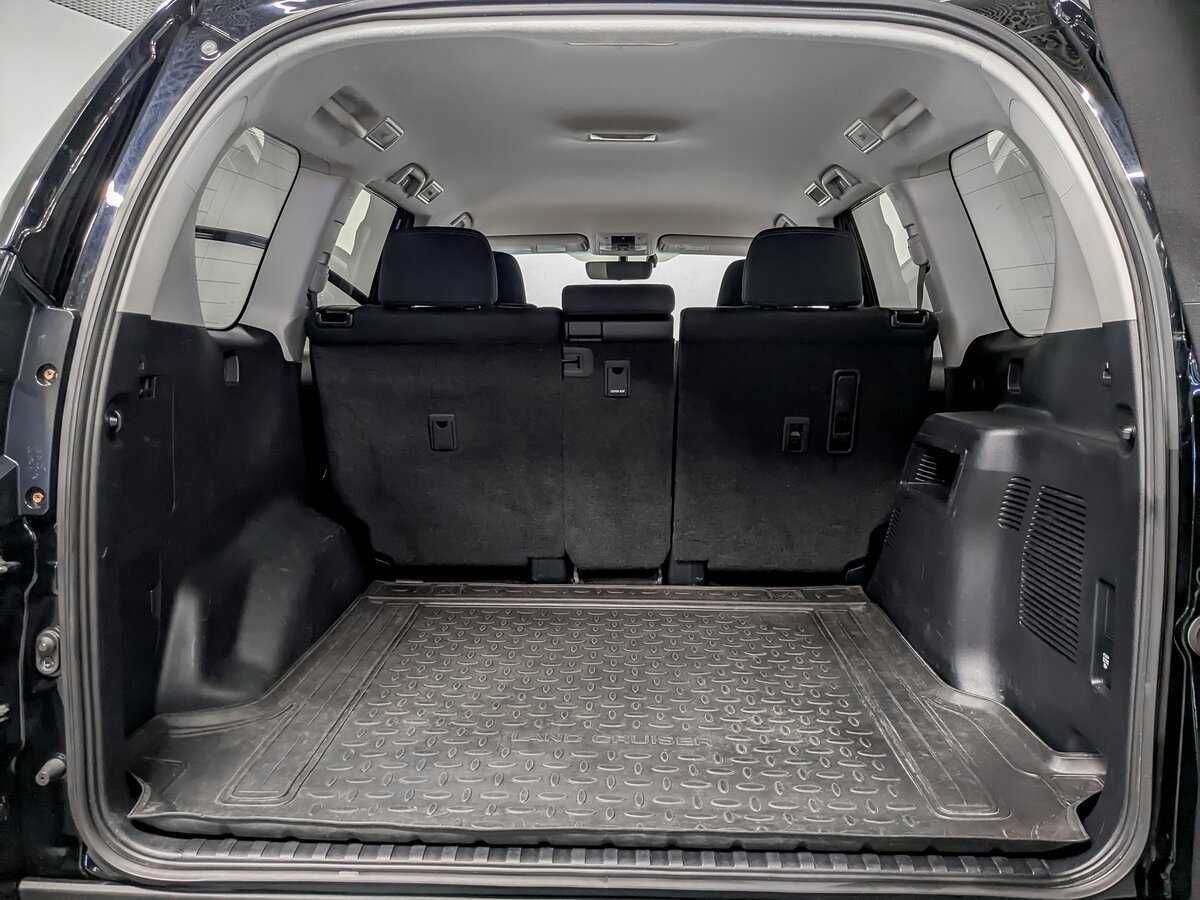 Toyota Land Cruiser Prado с пробегом — 2021 год. Фото: #9