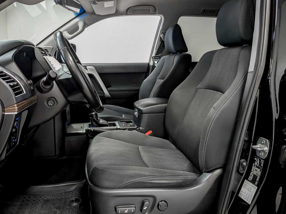 Toyota Land Cruiser Prado с пробегом — 2021 год. Фото: #19